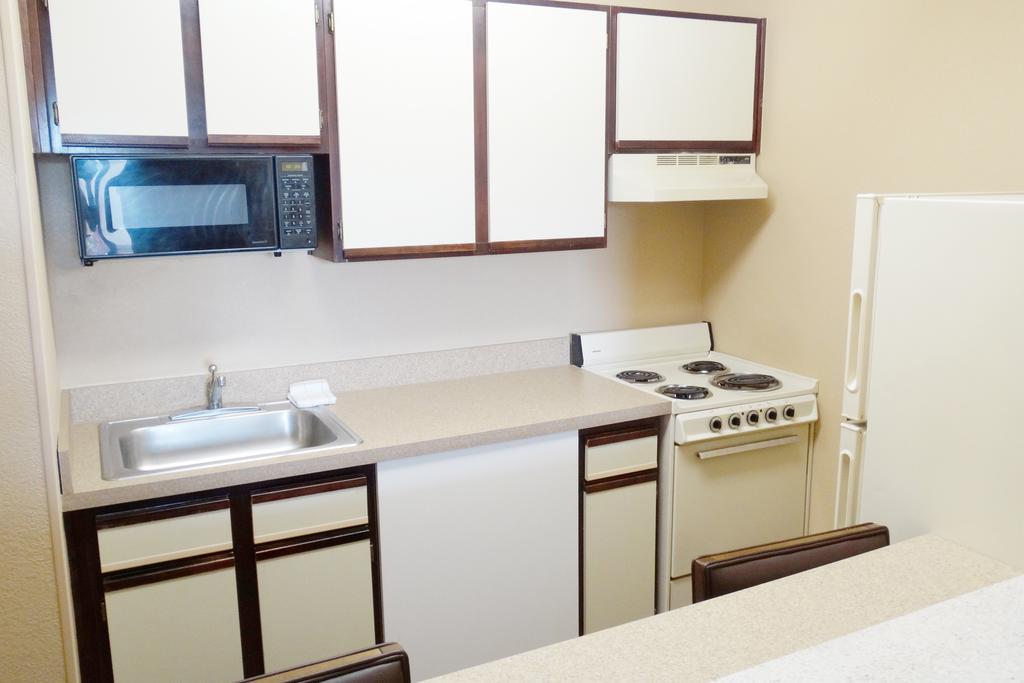 Extended Stay America Suites - Dallas - Plano Parkway - Medical Center Eksteriør billede